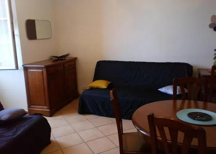 A Luna Rossa Coti-Chiavari (Corsica)